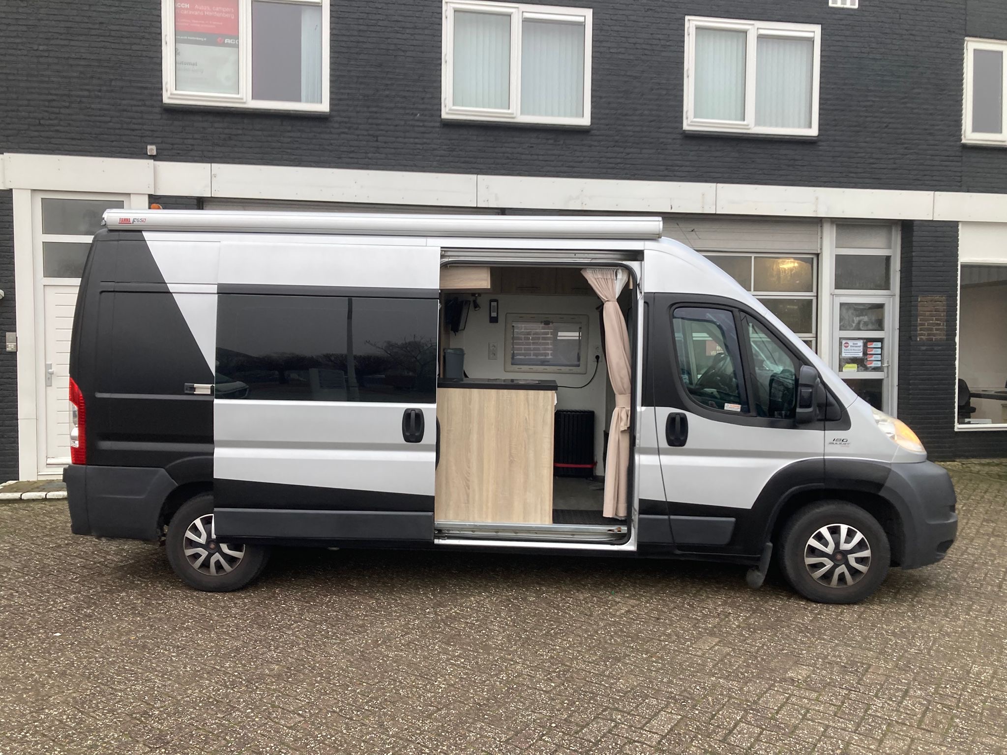 Fiat Ducato camperbus - Image 4